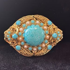 Vintage Gold tone - faux pearl & turquoise color beading detail broach